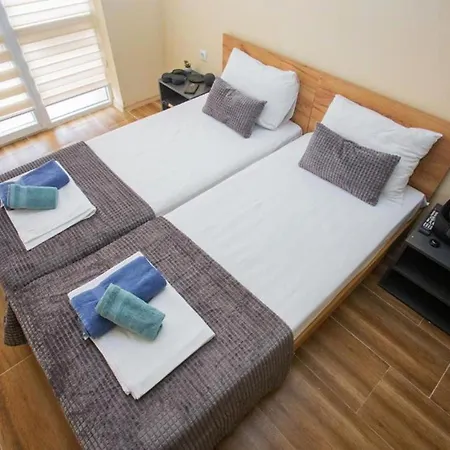 Turnovo Smart - Cozy Work & Relax Апартаменты *